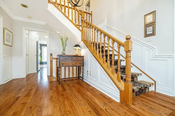 352 Broadway AVE, Milton, ON L9T 1T7