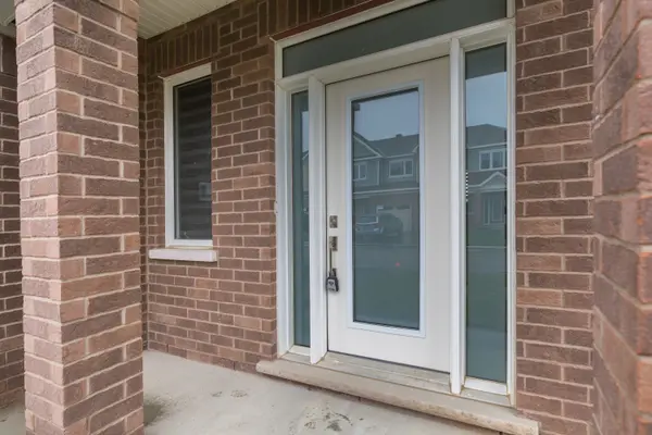 516 Loury ROW, Orleans - Convent Glen And Area, ON K1W 0M7