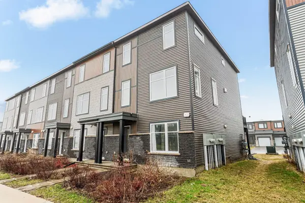 1119 Speedvale CT, Kanata, ON K2T 0P5