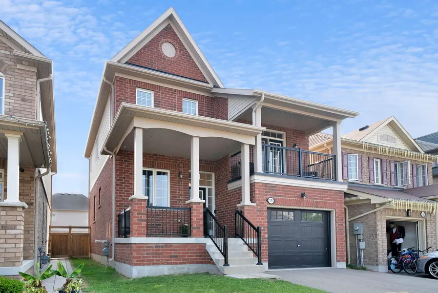 19 Jack Roach St ST, Clarington, ON L1C 0S8