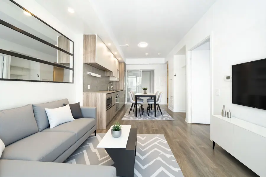 5 Buttermill AVE #1905, Vaughan, ON L4K 0J5