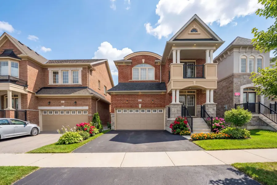 10 Neilly TER, Bradford West Gwillimbury, ON L3Z 4K9