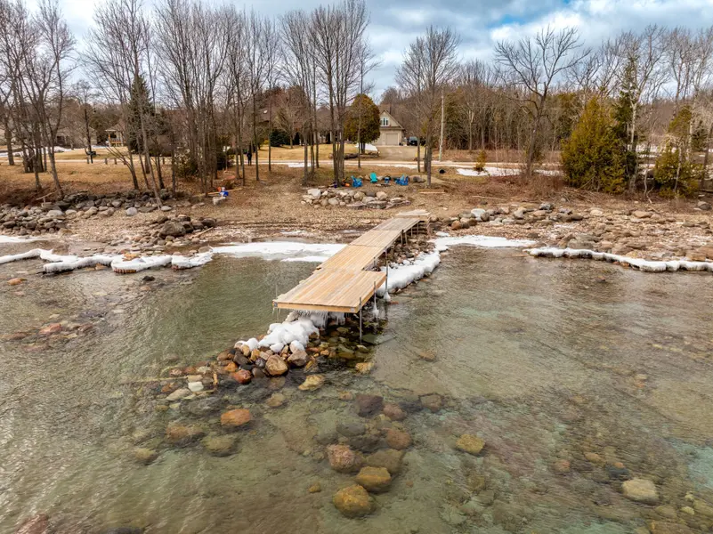 339566 PRESQU'ILE RD, Georgian Bluffs, ON N0H 1S0