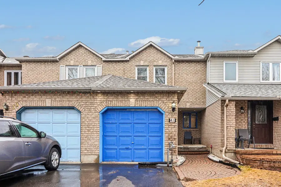 41 Hunterswood CRES, Hunt Club - South Keys And Area, ON K1G 5V7