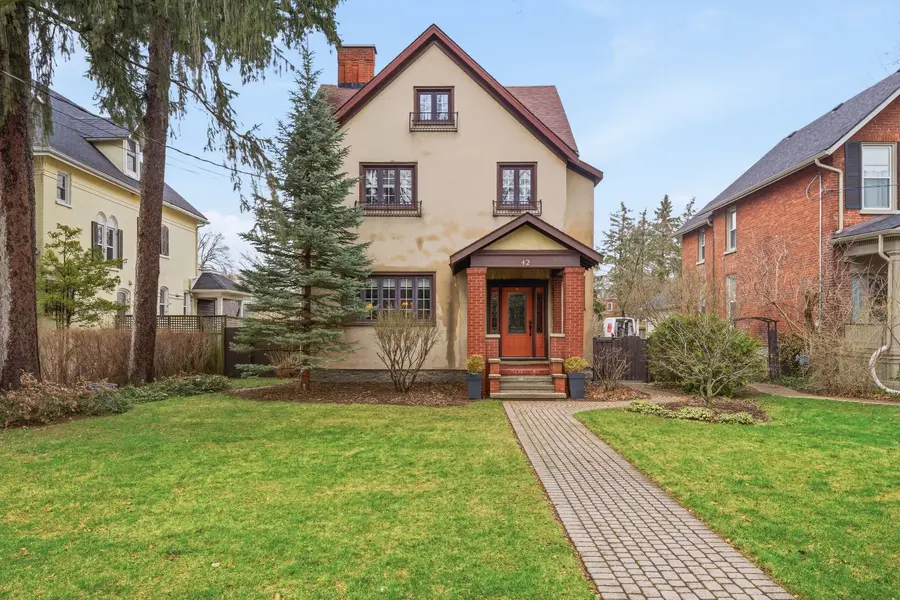 42 Queen ST, Belleville, ON K8N 1T5