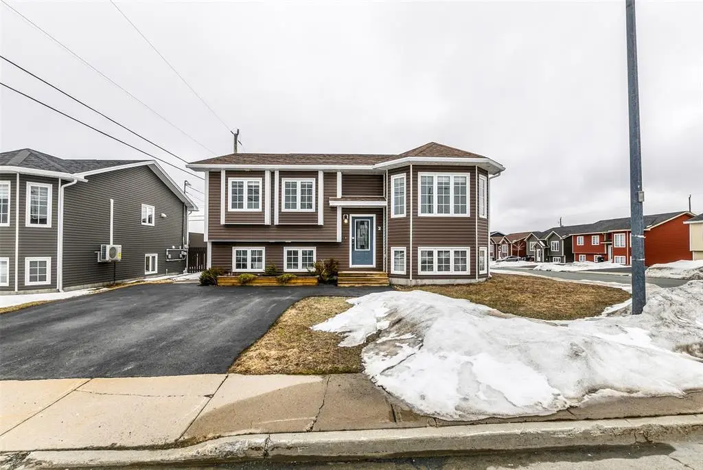2 Georgina Street, St Johns, NL A1B 0J3