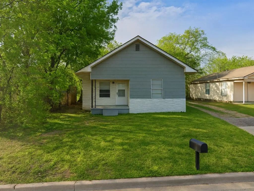 1217 High Street, Fort Worth, TX 76110
