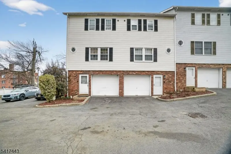 150 Paulison Ave #16, Passaic City, NJ 07055