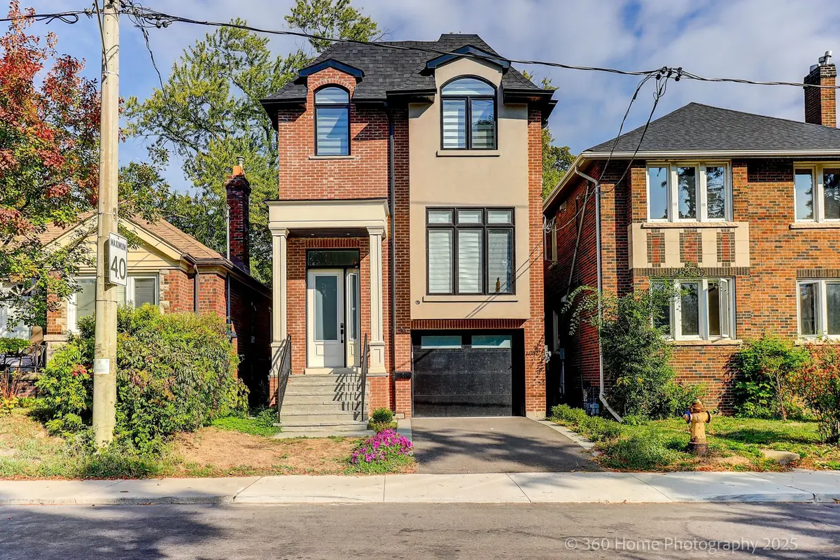 30 Glen Echo RD, Toronto C04, ON M4N 2E1