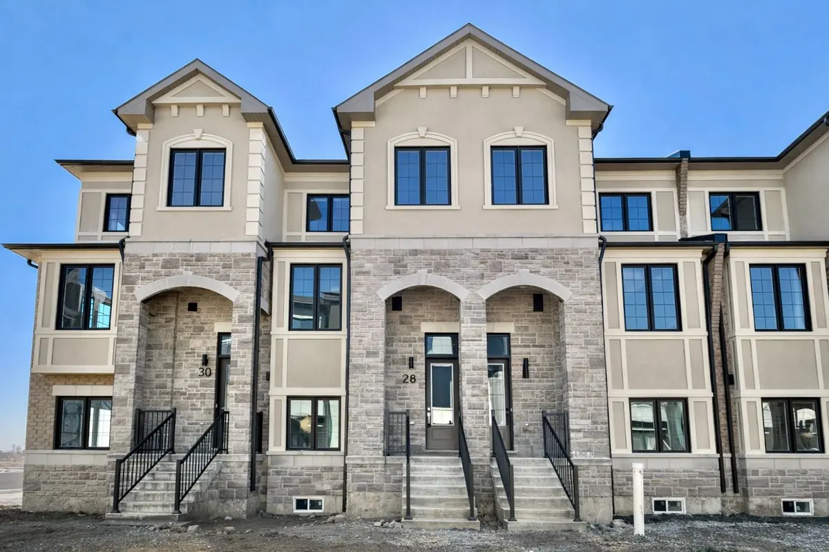 28 Bullata LN, Richmond Hill, ON L4B 0J6