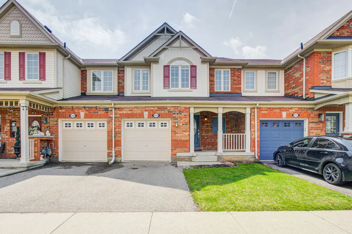 1034 Diefenbaker ST, Milton, ON L9T 8H4
