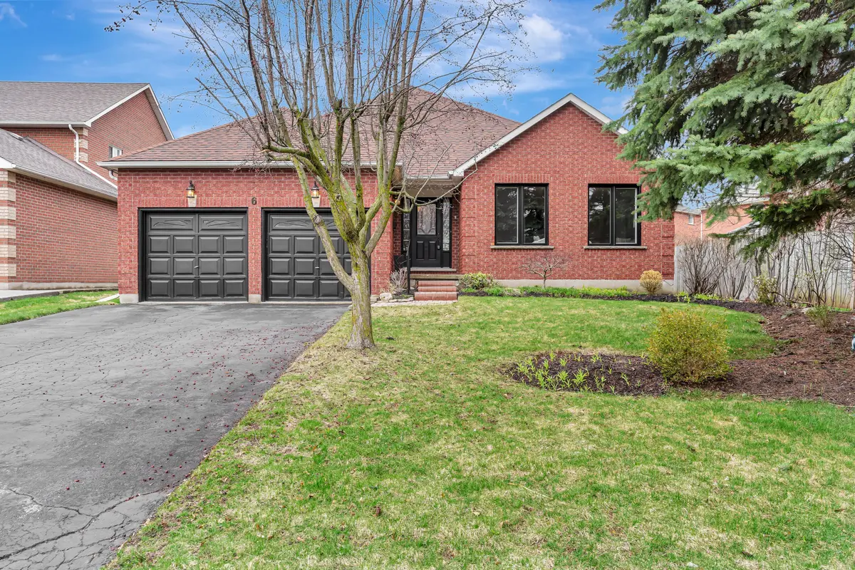 6 Gowinlock CT, Cambridge, ON N1T 1N2