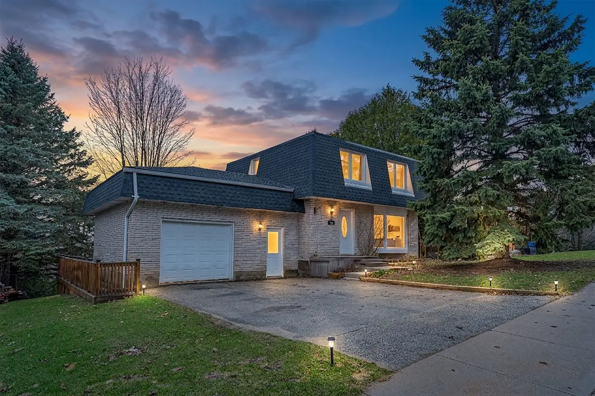 384 Countess ST N, West Grey, ON N0G 1R0