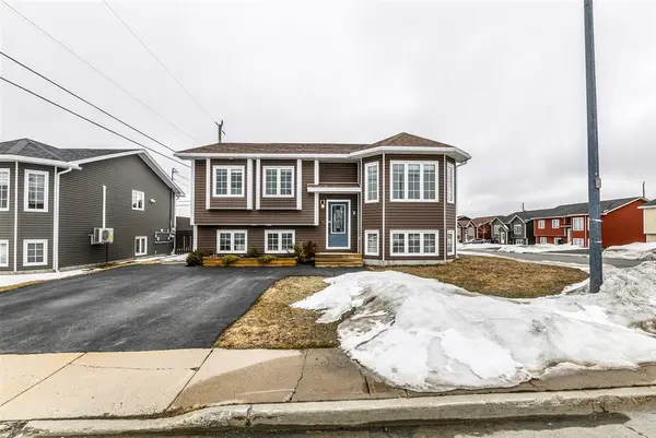2 Georgina Street, St Johns, NL A1B 0J3
