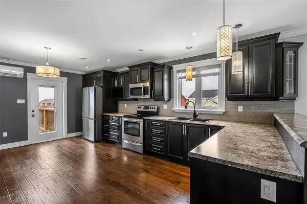 2 Georgina Street, St Johns, NL A1B 0J3