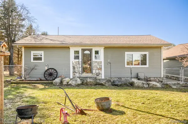 5079 JEFFERSON RD, North Branch Twp, MI 48461