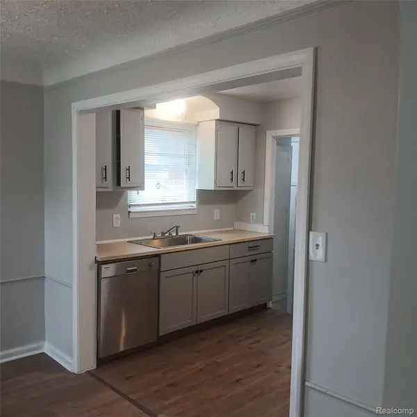 19145 Fielding ST, Detroit, MI 48219