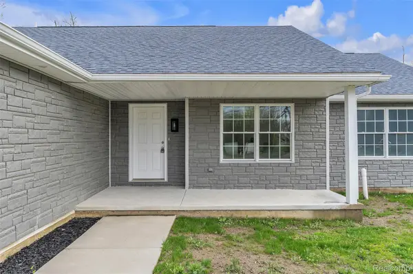 28410 Maitrott ST, Southfield, MI 48034