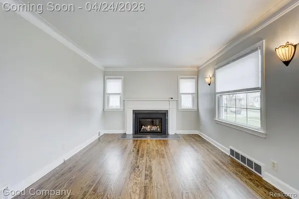 14 Kensington BLVD, Pleasant Ridge, MI 48069