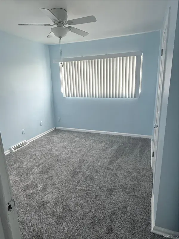 23778 Vance AVE, Hazel Park, MI 48030