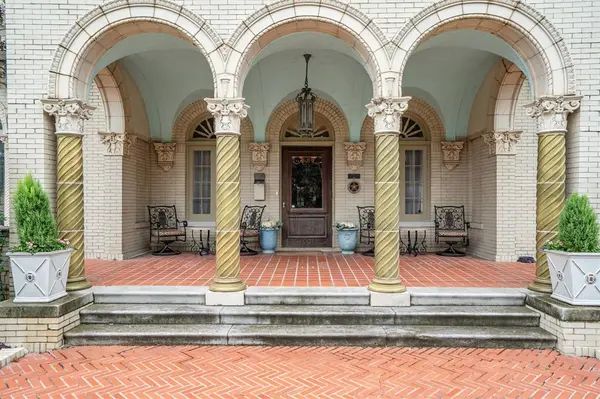 1001 Elizabeth Boulevard, Fort Worth, TX 76110