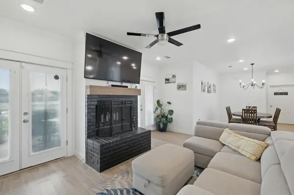 121 Bluegrass Trail, Springtown, TX 76082