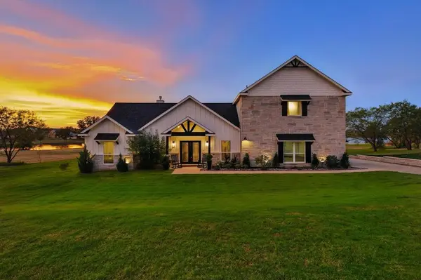 7025 Lake Vista Drive, Streetman, TX 75859