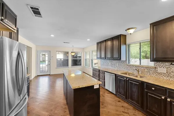 2914 Post Oak Lane, Mckinney, TX 75072