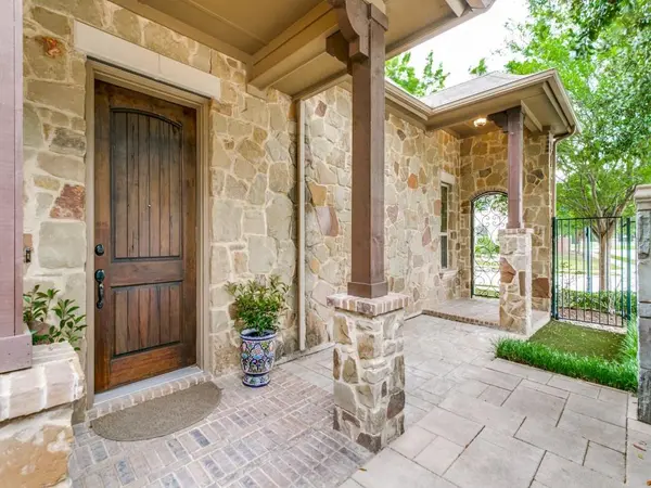 625 Canterbury Court, Coppell, TX 75019