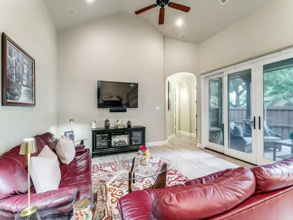 625 Canterbury Court, Coppell, TX 75019