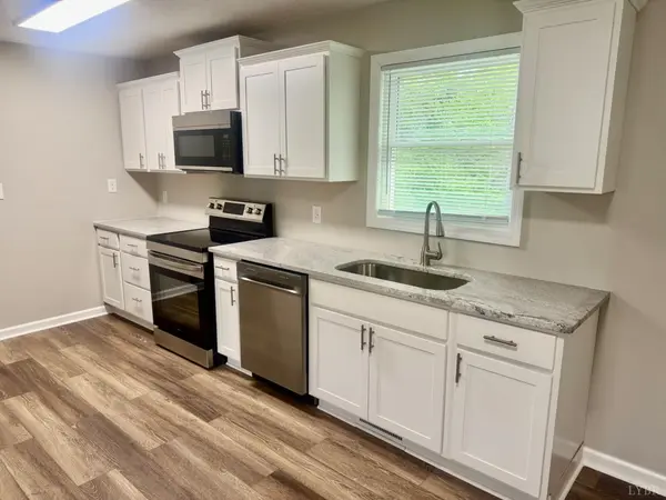 101 Lake Crest DR, Gladys, VA 24554