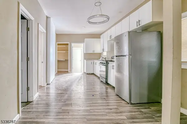 43 S 9th St, Newark City, NJ 07107