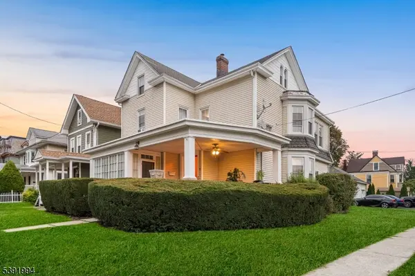 313 Grand Ave, Hackettstown Town, NJ 07840