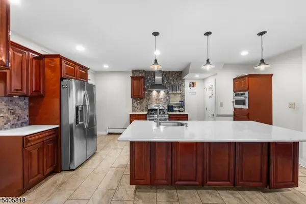 130 Renner Ave, Newark City, NJ 07112