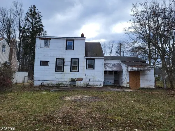 33 Riveredge Dr, Fairfield Twp., NJ 07004