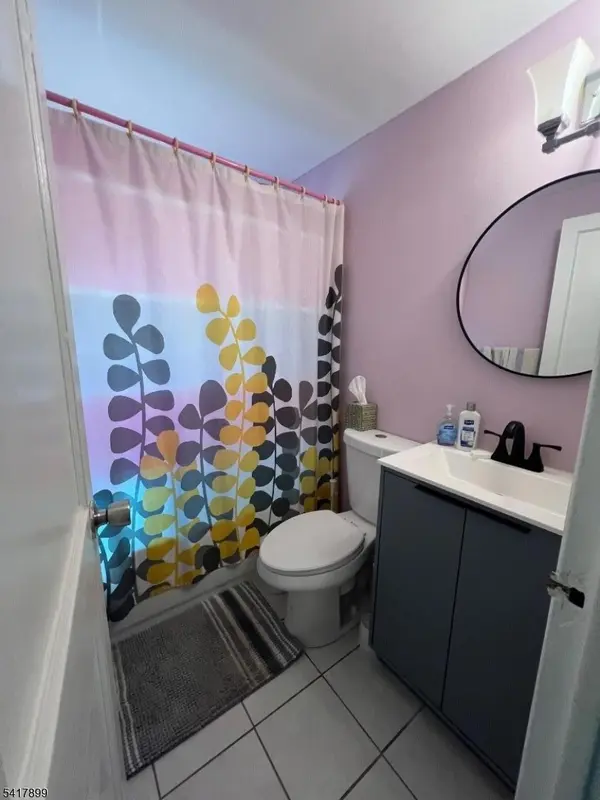 70 Bernard St, Carteret Boro, NJ 07008