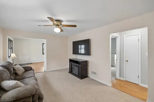 3 Morgan Ln, White Twp., NJ 07823