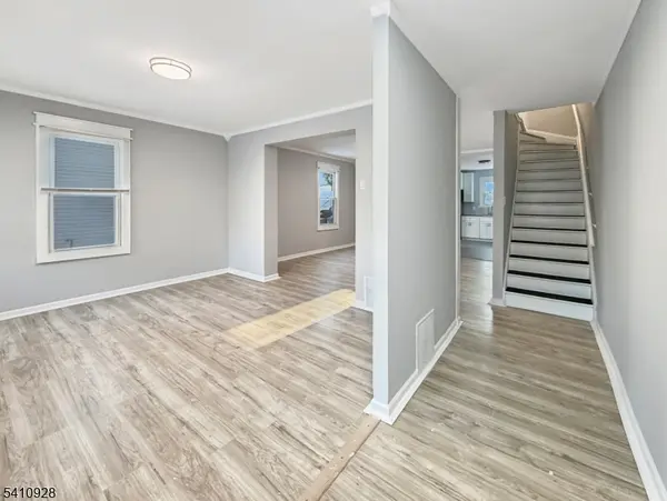 564 Warren St, Phillipsburg Town, NJ 08865