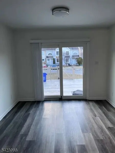 132 Longacre Ct, Hillsborough Twp., NJ 08844