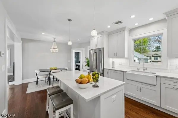 582 Sherwood Pkwy, Westfield Town, NJ 07090