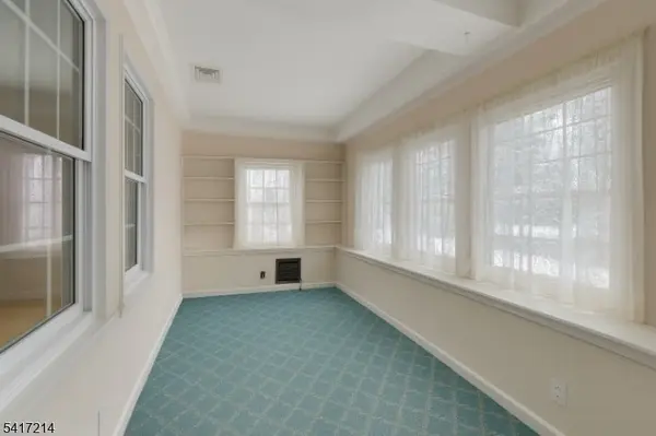 314 Knickerbocker Rd, Tenafly Boro, NJ 07670