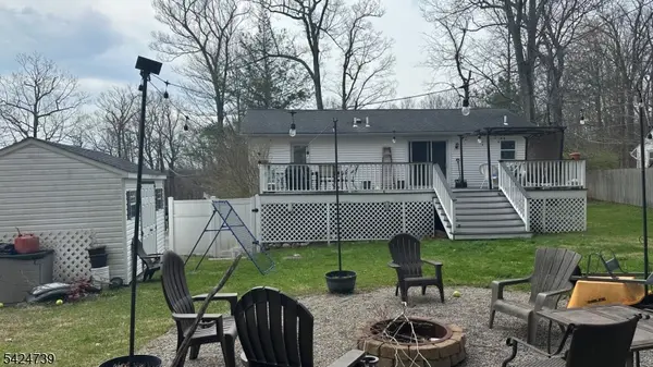 32 Panorama Dr, Vernon Twp., NJ 07461