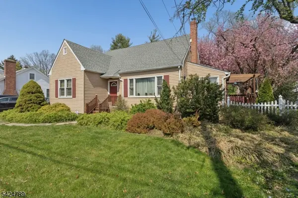 9 Laurel Ave, Franklin Twp., NJ 08528