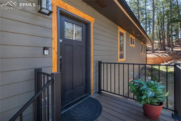 1615 Masters DR, Woodland Park, CO 80863