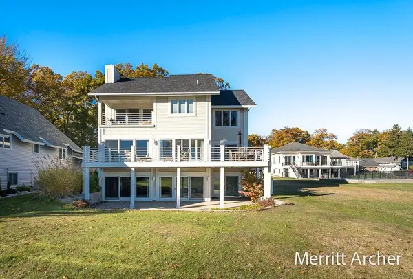 1499 Glenwood AVE, Laketon Twp, MI 49445