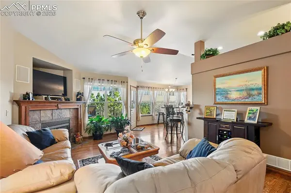 5532 Saxon LN, Colorado Springs, CO 80918