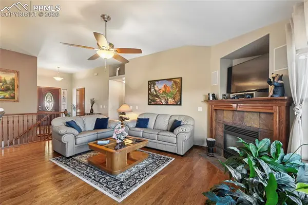 5532 Saxon LN, Colorado Springs, CO 80918