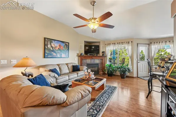 5532 Saxon LN, Colorado Springs, CO 80918