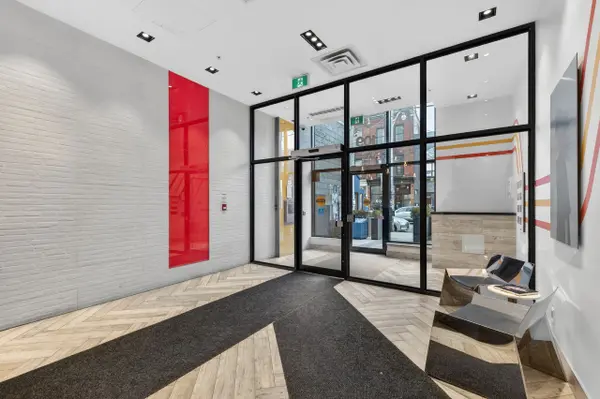 109 Ossington AVE #322, Toronto C01, ON M6J 0G1