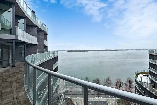 1 Edgewater DR #GPH 12, Toronto C08, ON M5A 0L1